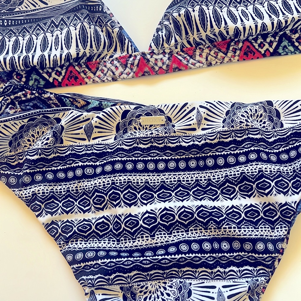 Roxy Bikini (Reversible) - image 2
